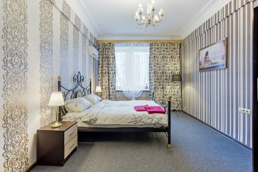 سكن للإيجار اليومي Apartment on Smolenskiy bulevard 3 ، موسكو، صورة