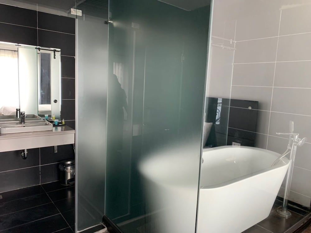 Фото Anh Hong Hostel