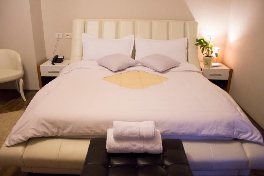 Фото Hotel Bylis