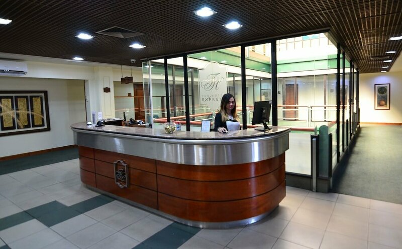 Гостиница Tur Hotel Santiago