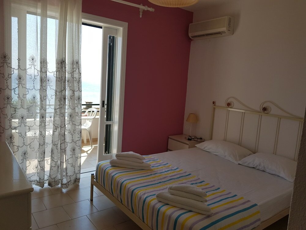 Фото Menigos A2no. 87 Seaview 2 Bedroom