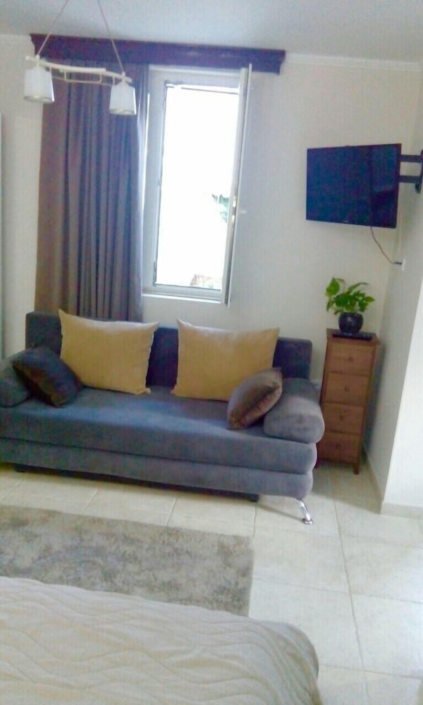 Фото Apartments Ivanišević