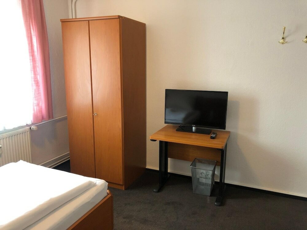 Фото Hotel Mivano Lehrte