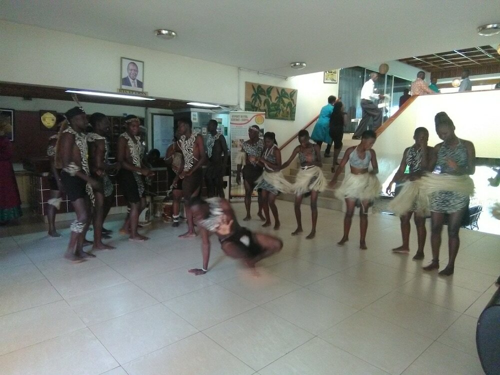 Фото Shalom Hotel