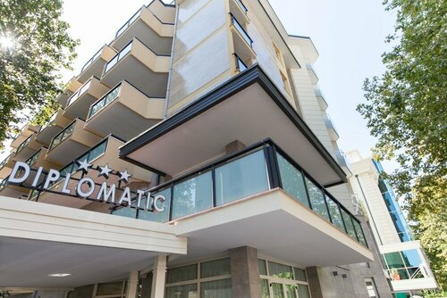 Гостиница Hotel Diplomatic в Чезенатико