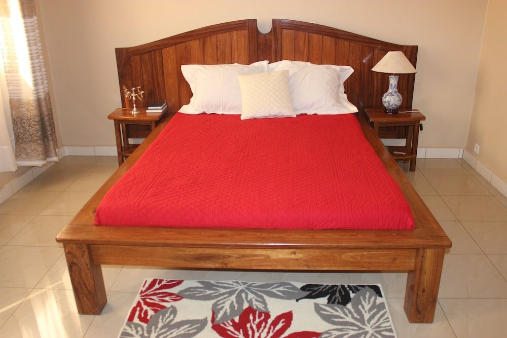 Фото Vannie Hotel