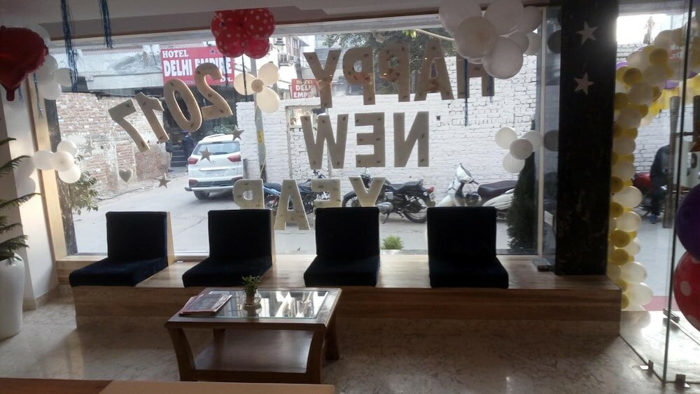 Фото The Shanti Plaza