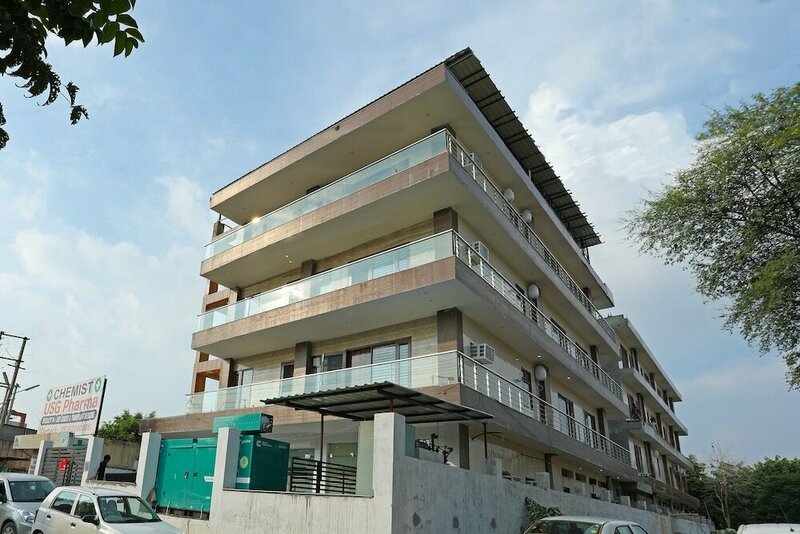 Гостиница Treebo Hotel Wow в Гургаоне