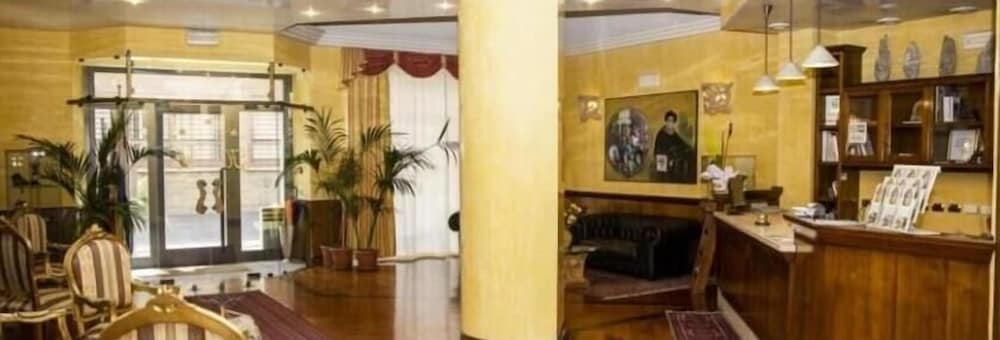 Фото Hotel Altavilla