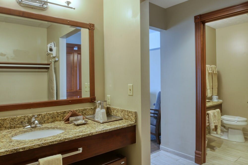 Фото Carlisle Inn Walnut Creek