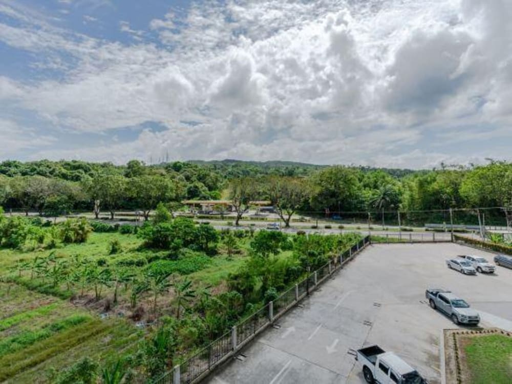 Фото Livingston Hotel