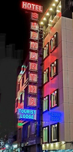 Гостиница Sidhartha Tourist Lodge в Дели