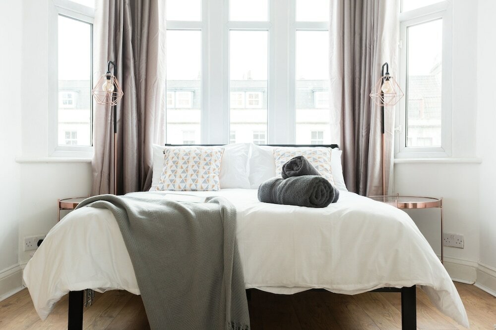 Фото The Hive House - Large Light-Flooded 6bdr Townhouse