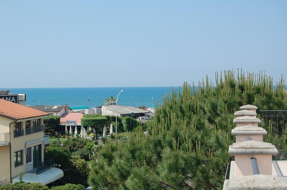 Фото Riviera Residence