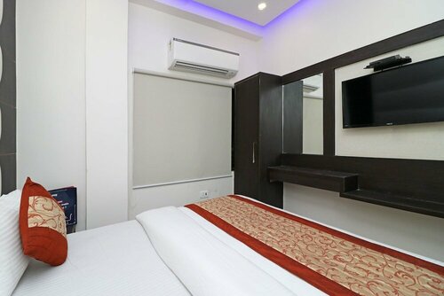 Гостиница Oyo 11593 Hotel Aman Guest House в Дели