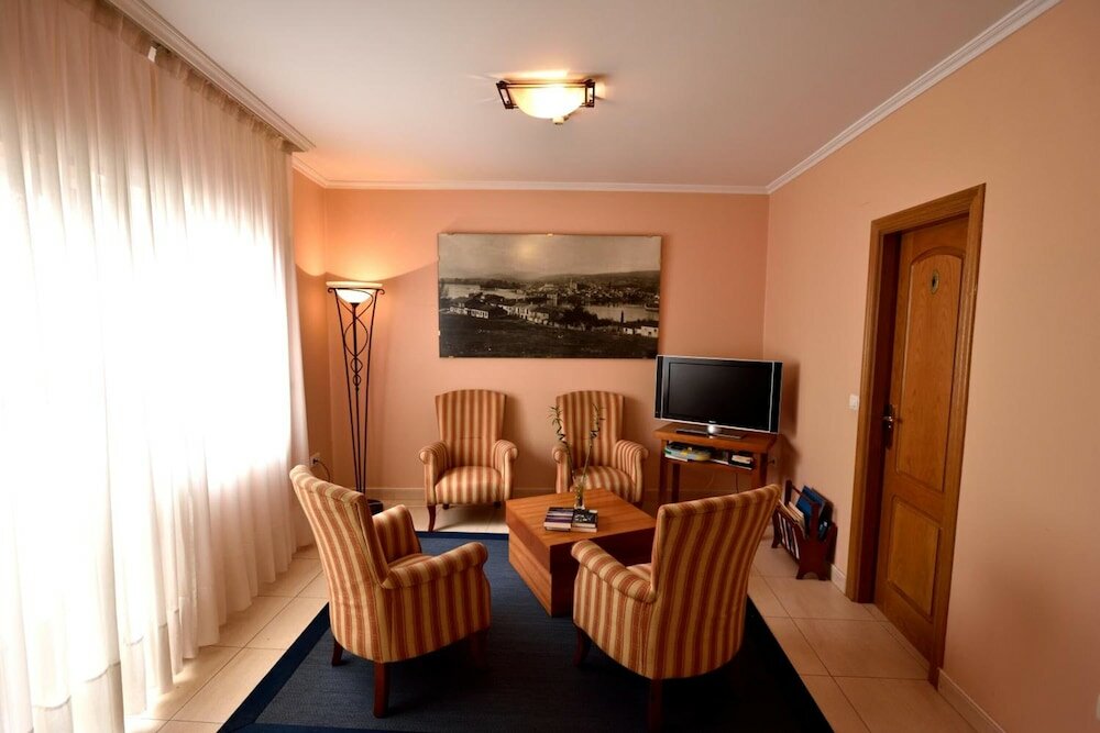 Фото Hotel Restaurante Elisardo