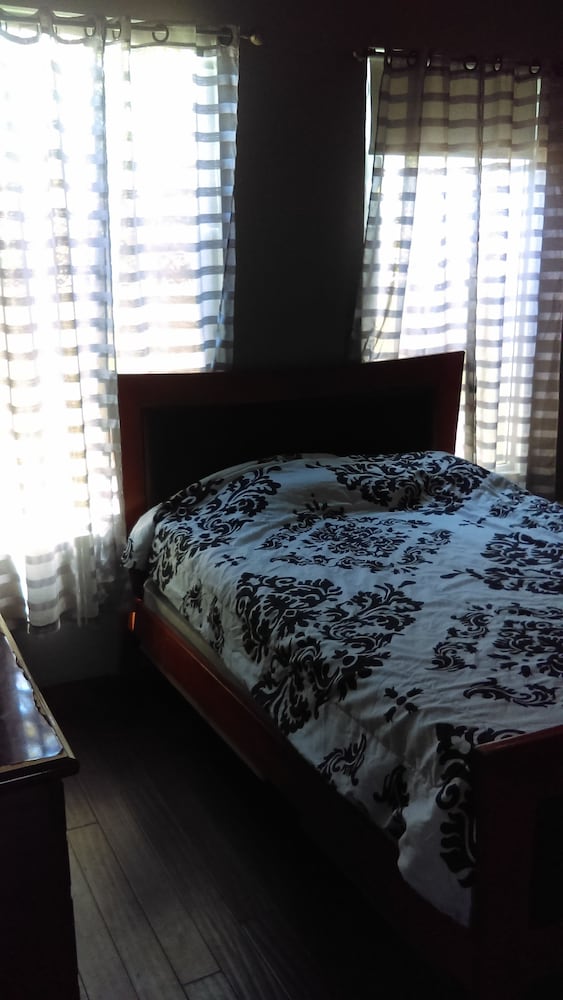 Фото Hyatt Place Chantilly Dulles Airport-South