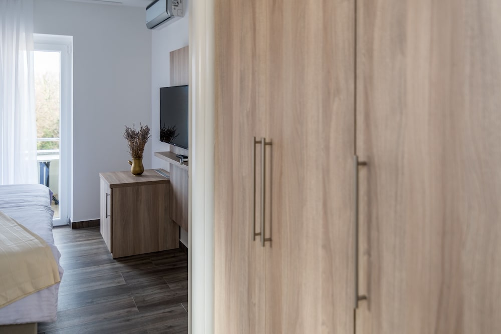 Фото Apartments & Rooms Lavanda