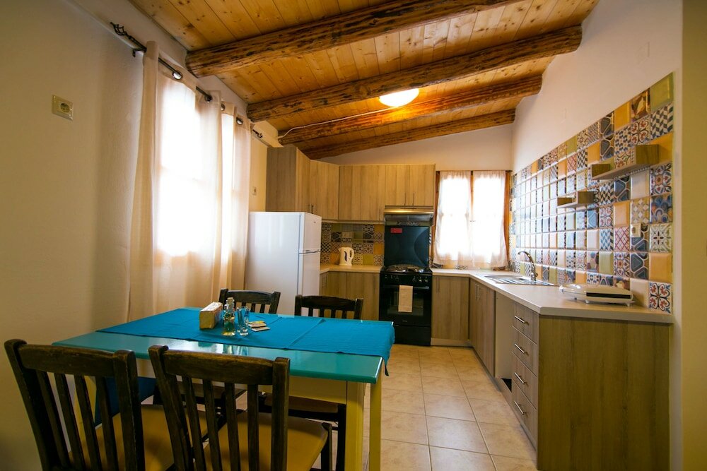 Фото Athousakis Village