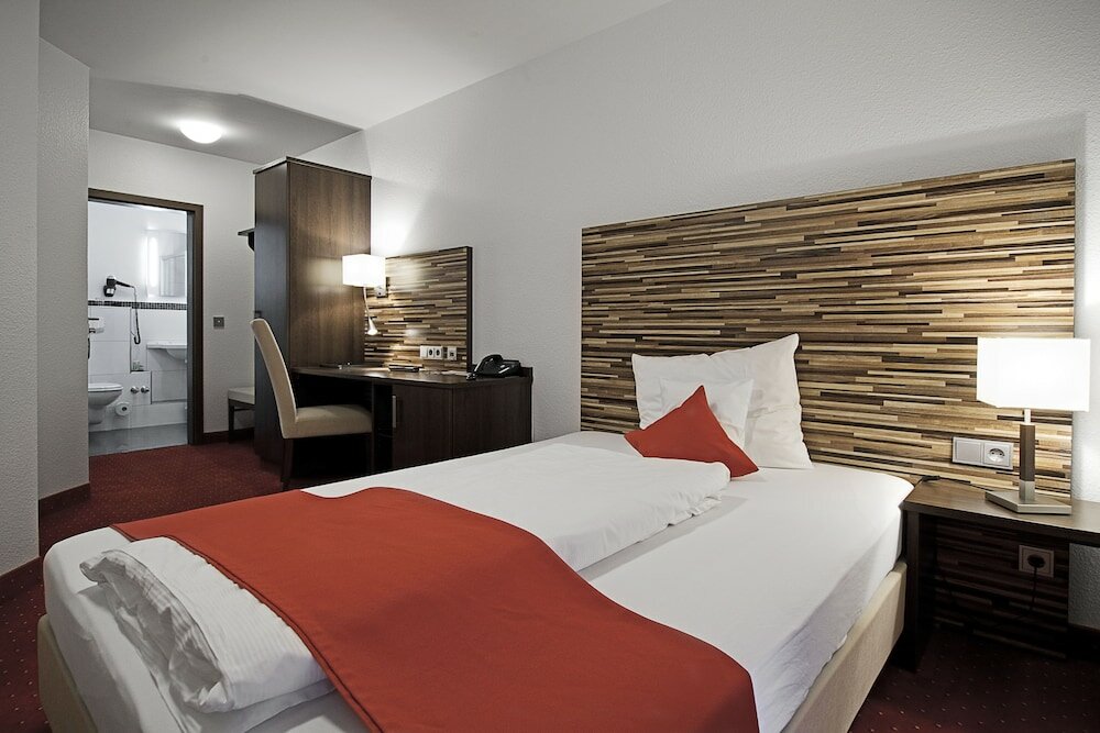 Фото Hib Hotel in Baesweiler