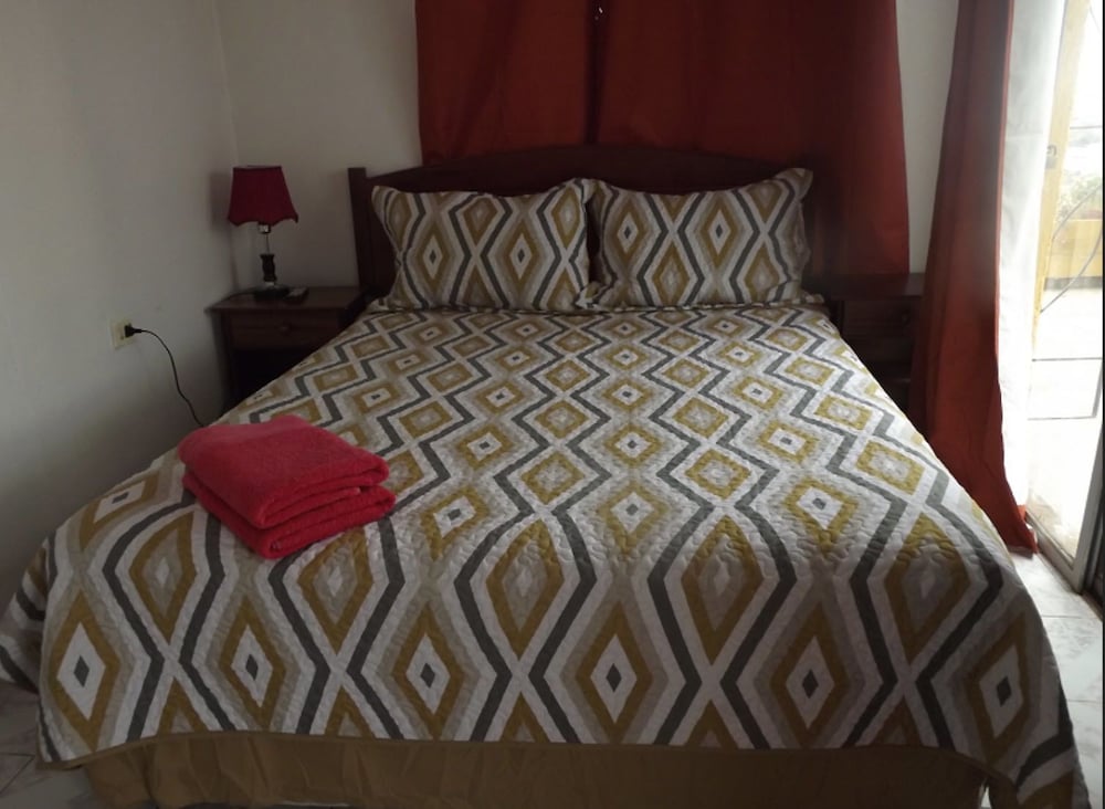 Фото Hospedaje Entre Rokas Huasco