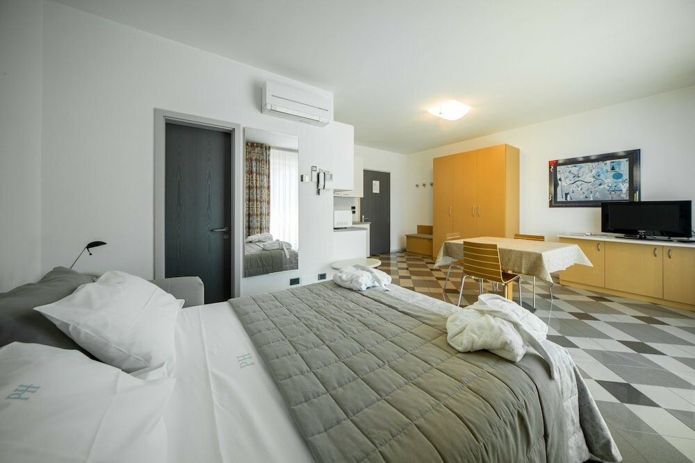 Фото Piazzi House