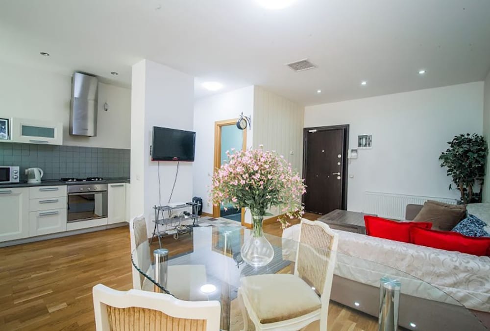 Фото Апартаменты Rustaveli Besiki