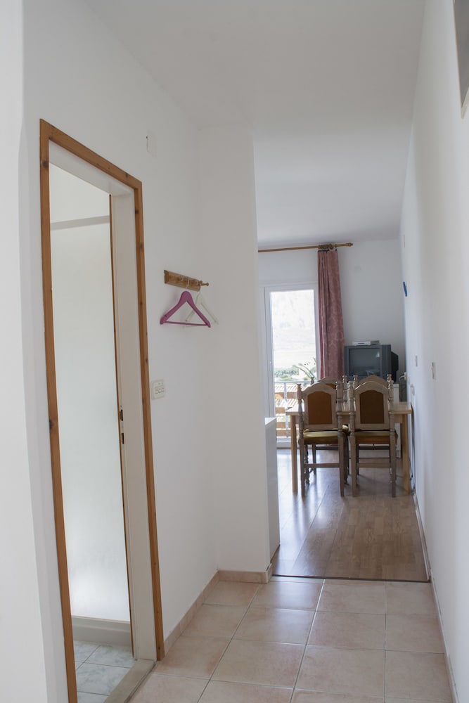 Фото House Baglija