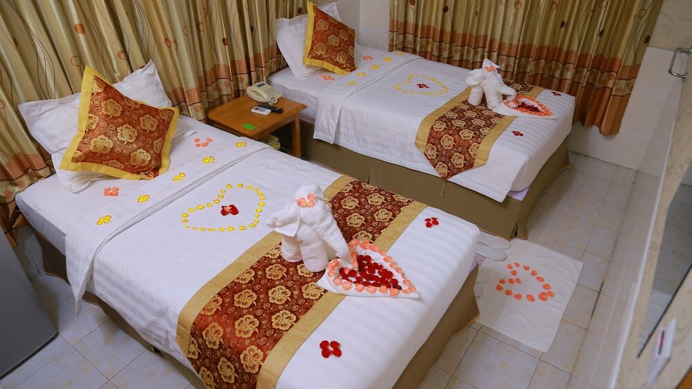 Фото Hotel Shwe Pyi Tan