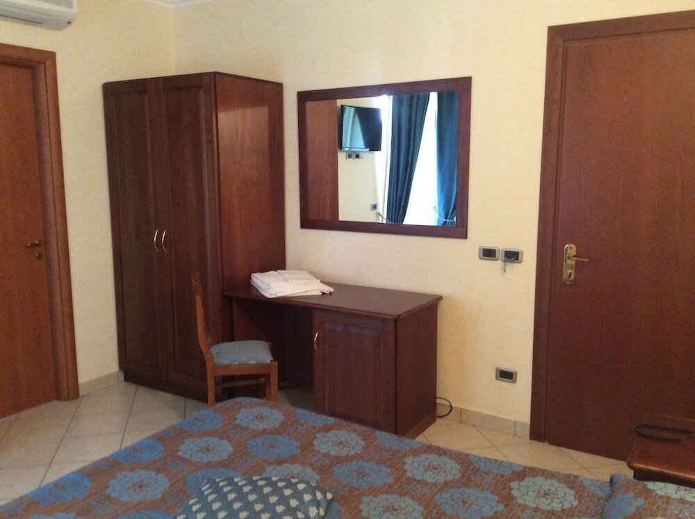 Фото Hotel Cridda