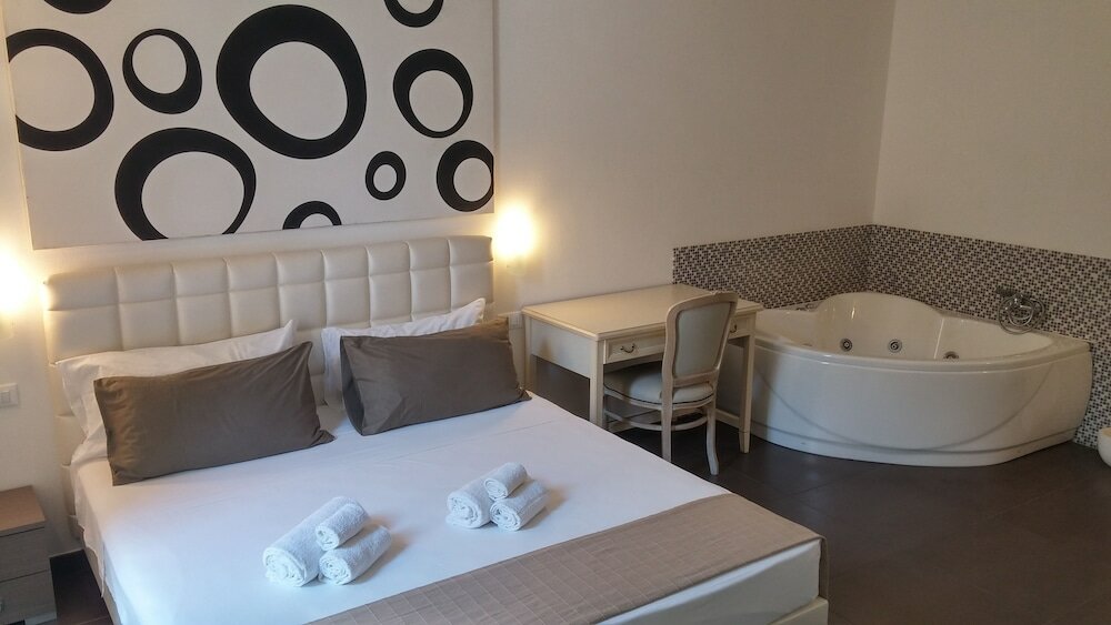 Фото Up Room & Suite