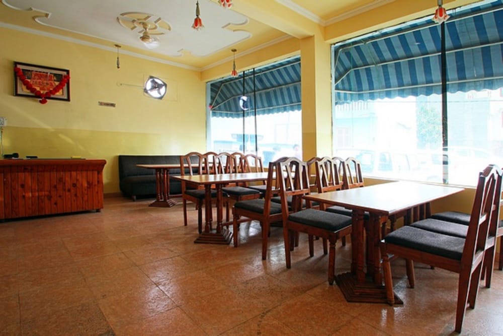 Фото Aj International