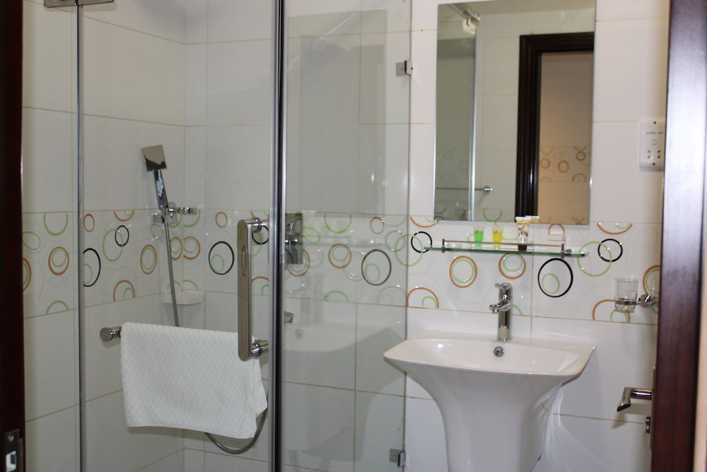 Фото Voyager Inn Hotel