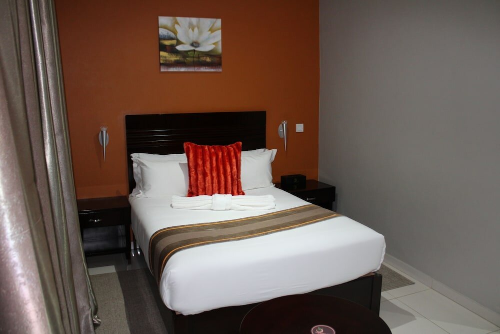 Фото Voyager Inn Hotel