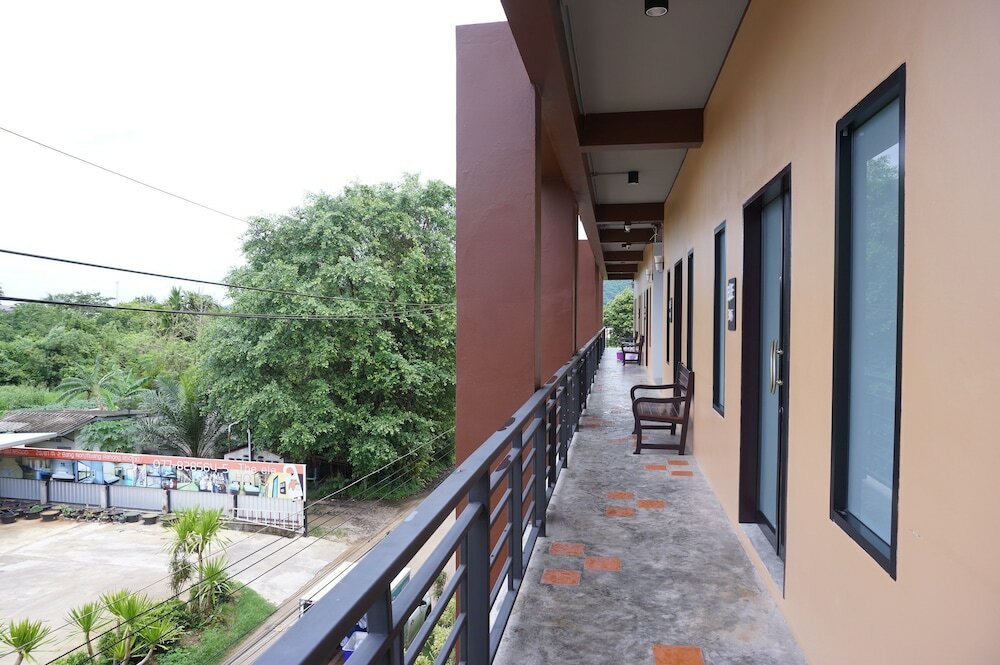 Фото The Ele Hotel