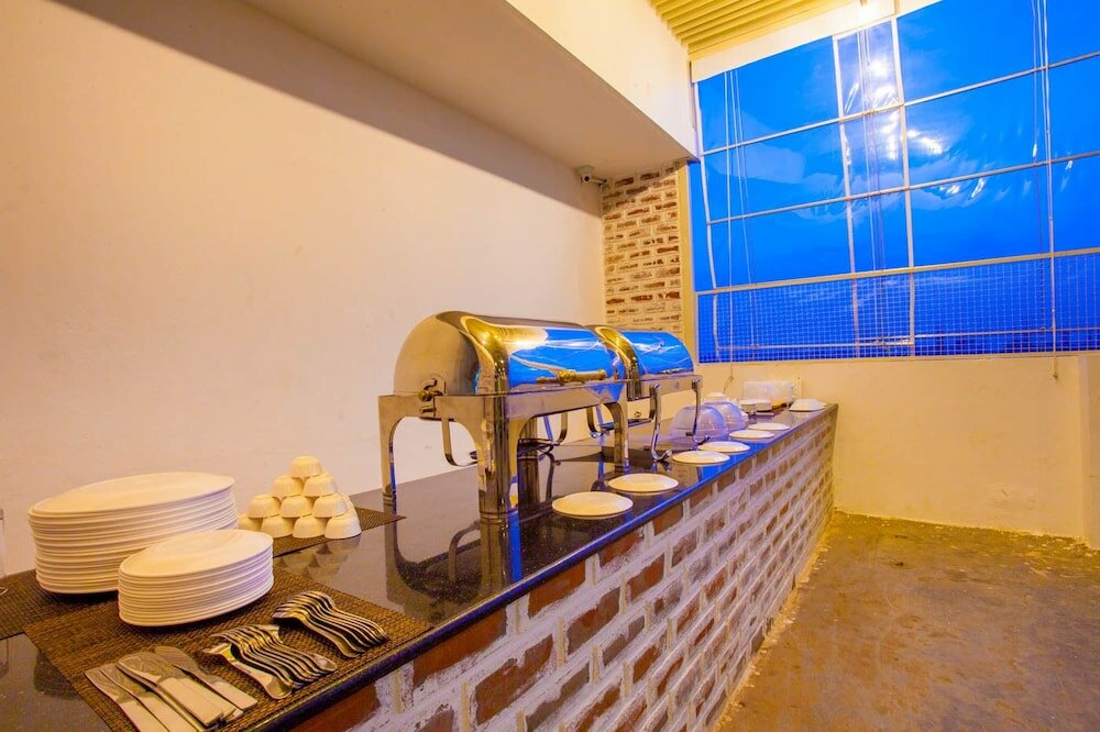 Фото Parkwood Suites