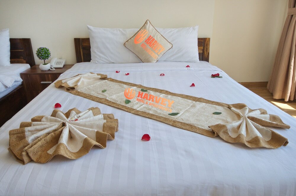 Фото Harvey Hotel & Apartments