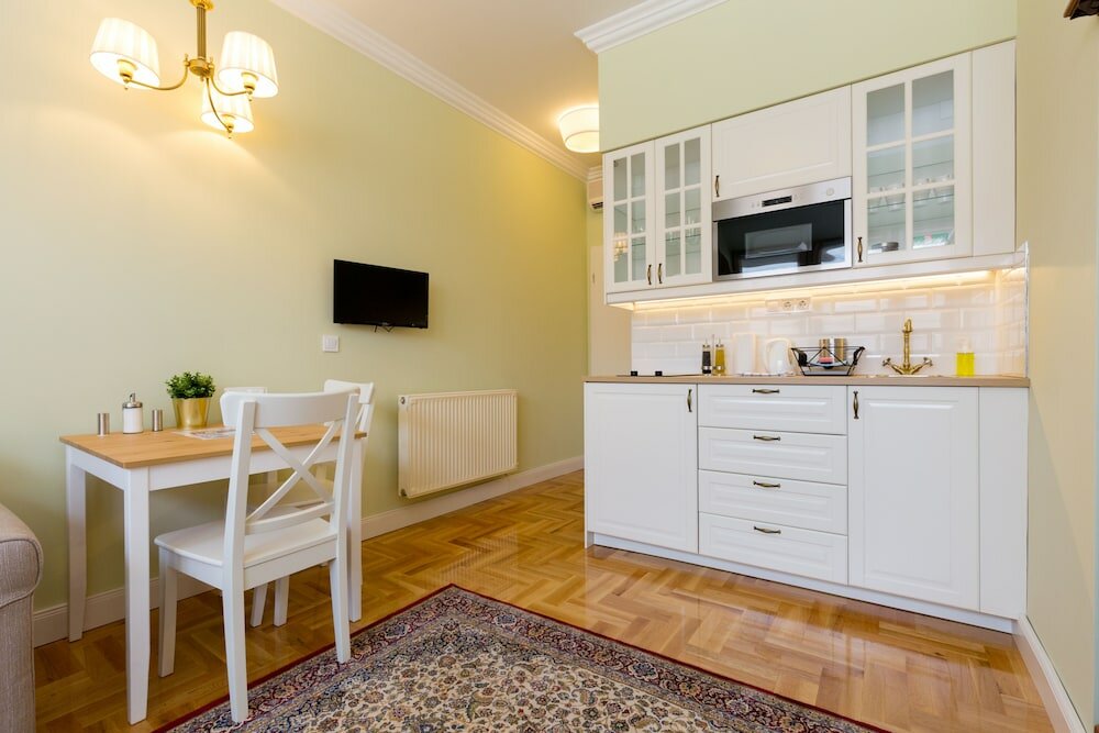 Фото Roland Apartments