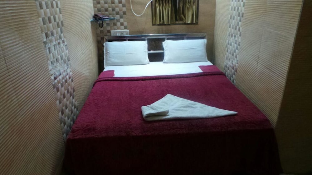 Фото Hotel Shadab Palace