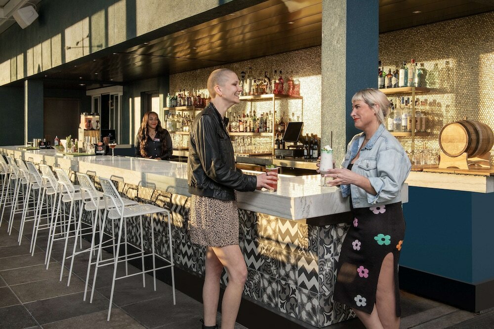 Фото The Troubadour Hotel New Orleans, Tapestry Collection by Hilton