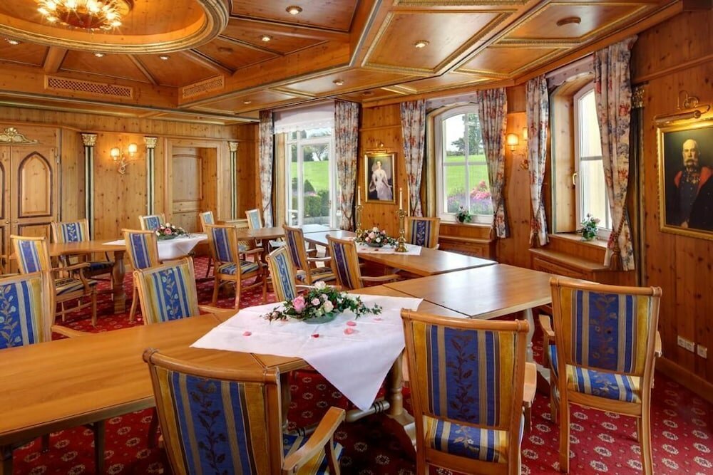 Фото Schloss Hotel Holzrichter