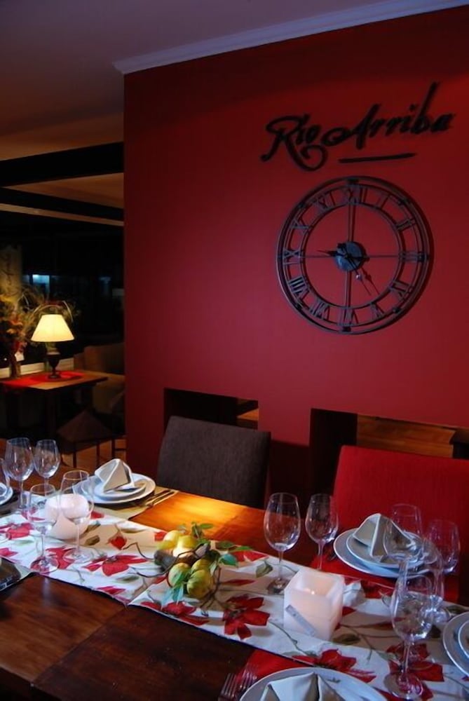 Фото Rio Arriba Suites Apartments y Resto