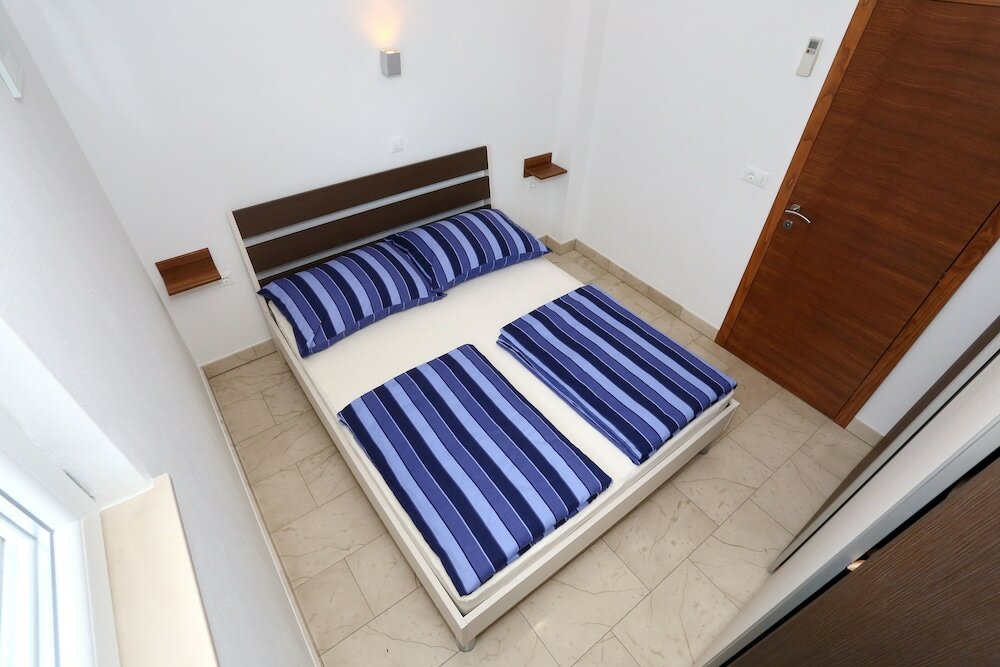 Фото SunAdria Apartments