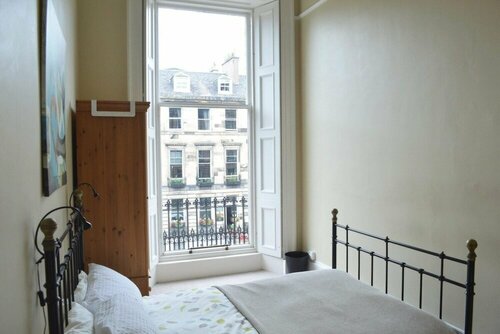 Гостиница Grand New Town 2 Bedroom in Central Edinburgh в Эдинбурге