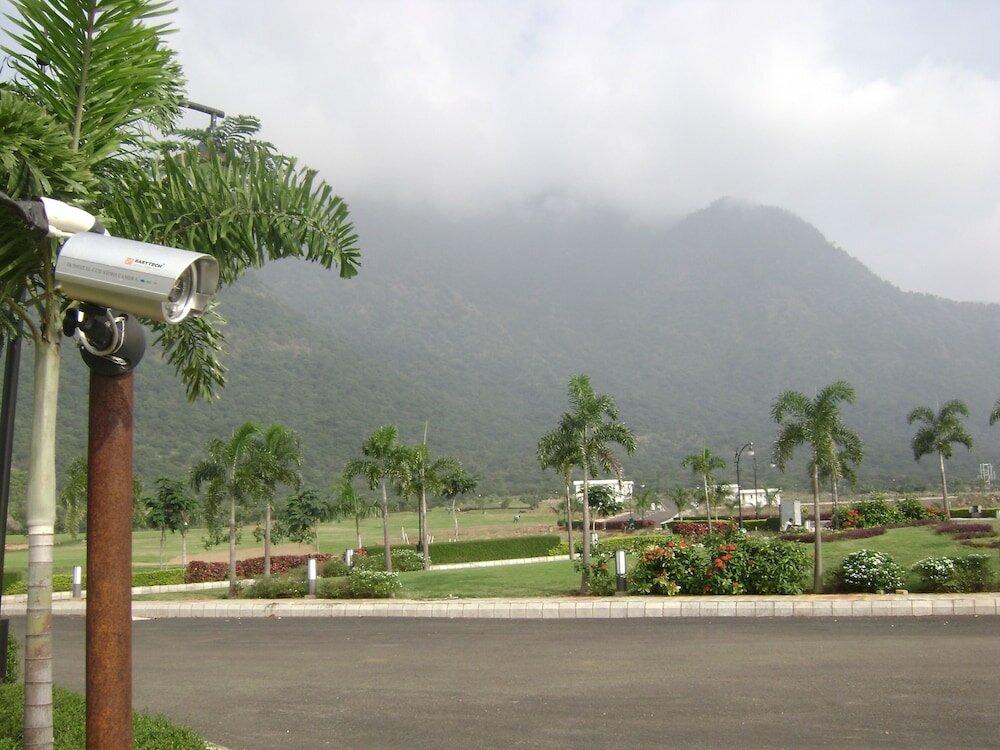 Фото Bahri Beautiful Country