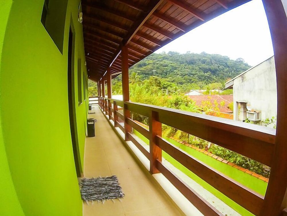 Фото Pousada Montanhas do Bem TeVi