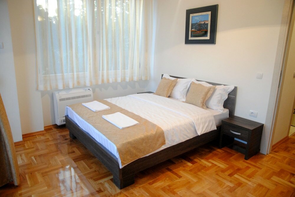 Фото Отель Cruiser