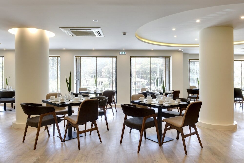 Фото Athens Avenue Hotel