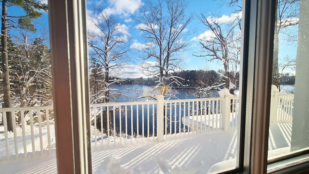 Фото Lakehouse Inn