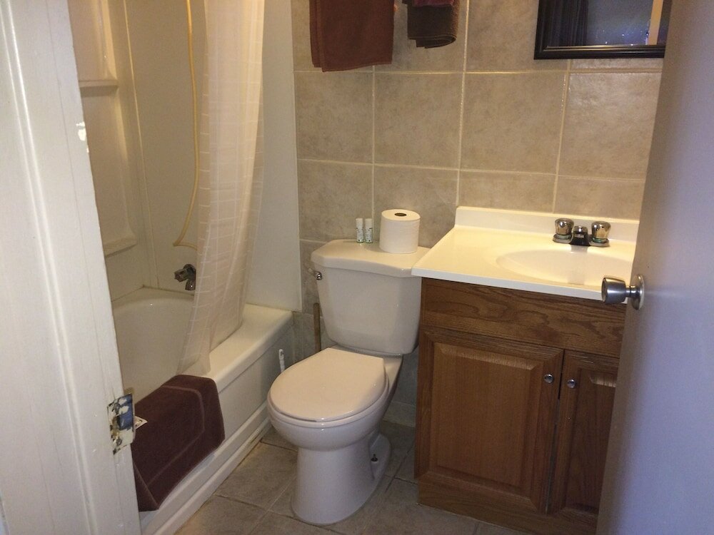 Фото Esterhazy Motor Hotel